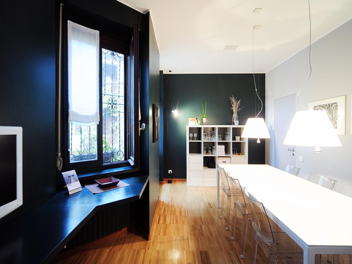 Urban District - Isola Exclusive 1br Appartement *