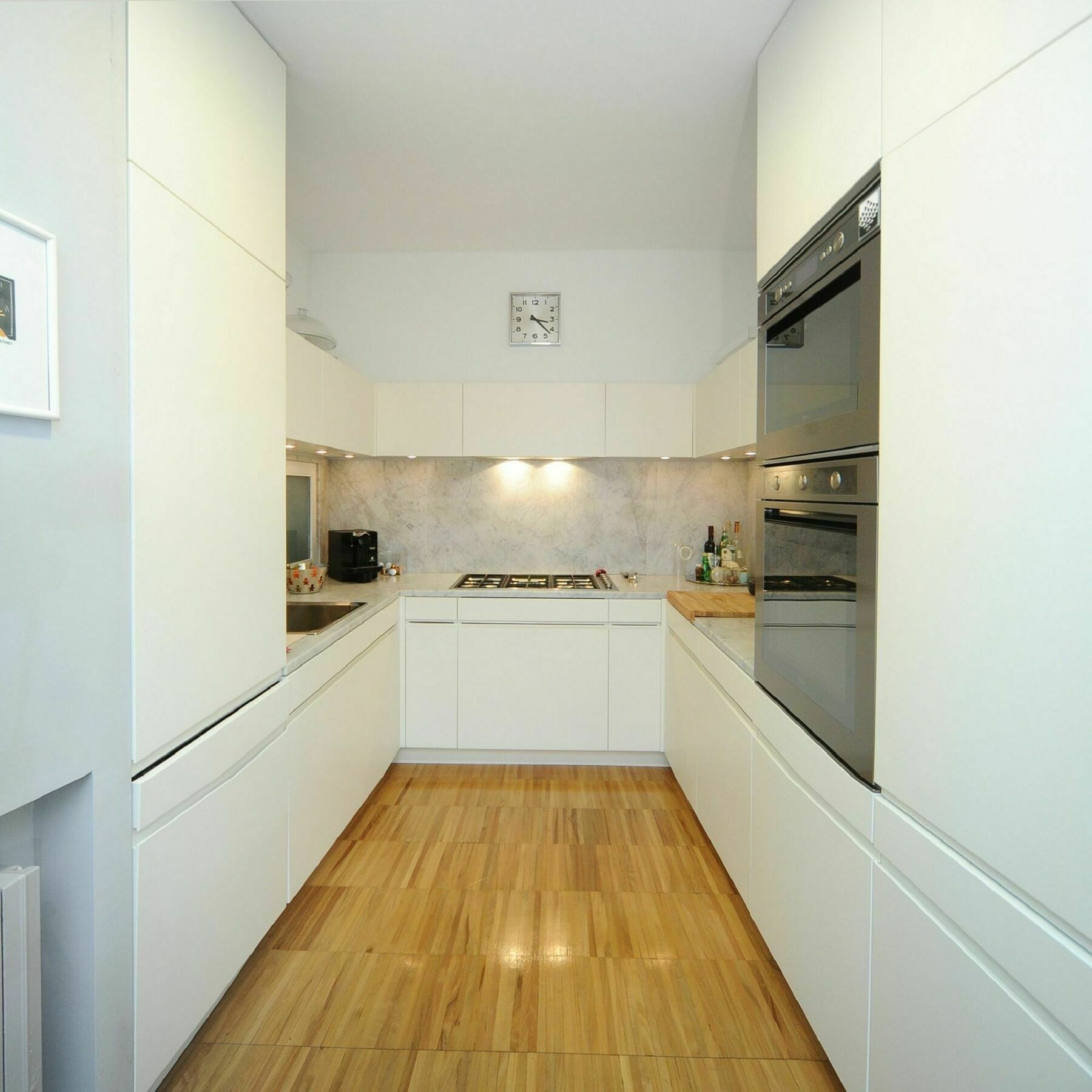 Urban District - Isola Exclusive 1br Appartement